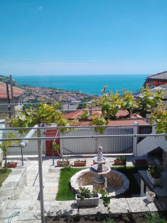 Casa De Elgo Apartment Balchik Exterior photo